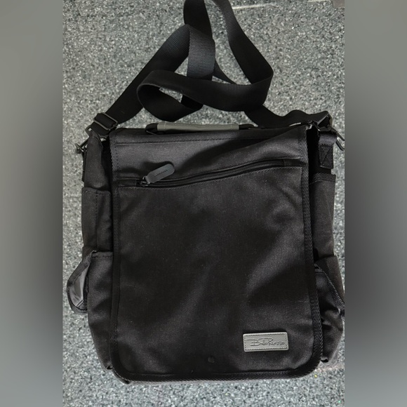 Messenger bag NWOT - Picture 1 of 3